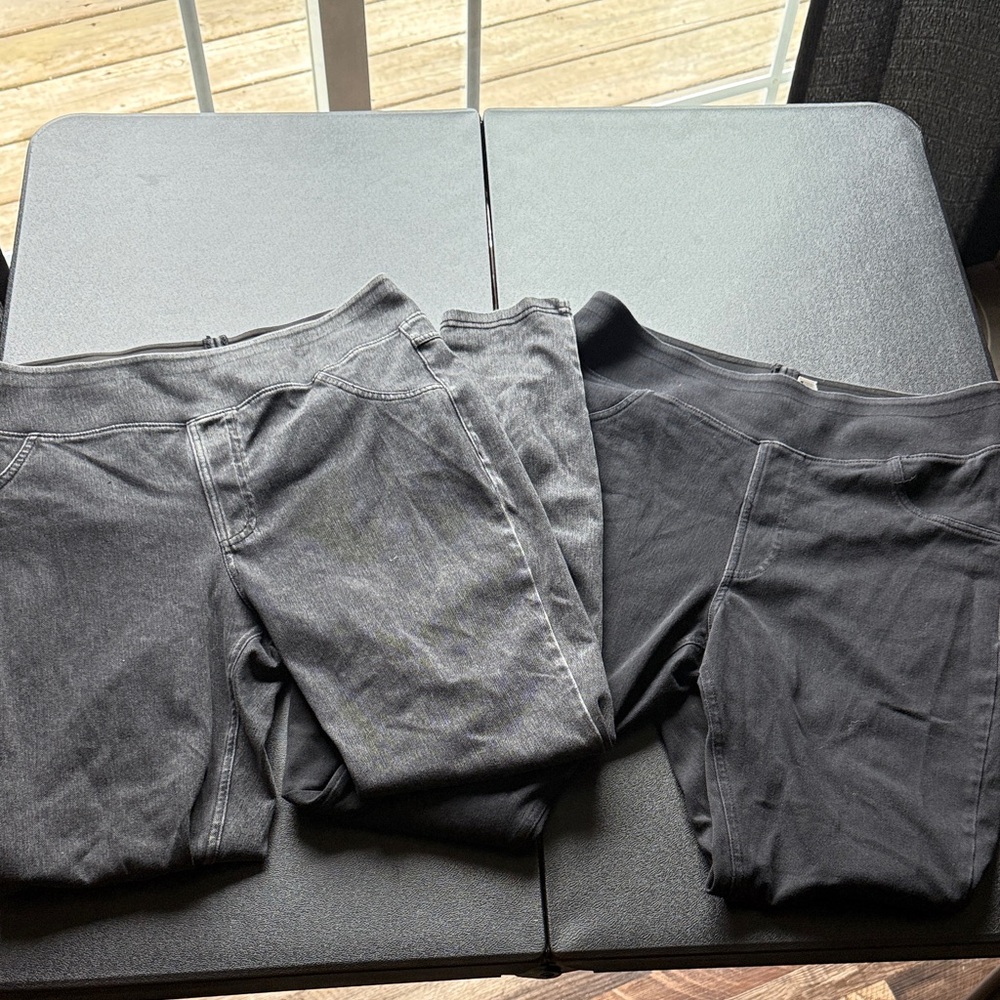 Gray and Black Halara Jeggings
